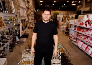 Roy Vanono "Our vision at Jumbo Stock is to allow you to design your home, the way you want to"