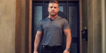 Mike Bartholomew Talks Strength in Numbers and Social Media Domination