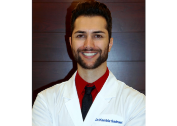 Dental Surgeon Dr. Kambiz Sadraei Offers Free Treatment to Cancer Patients