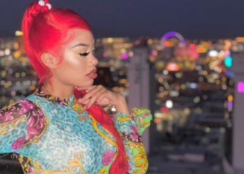 Is money or sex more appealing, Jasamine wonders